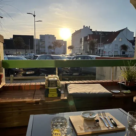 Agreable Et Terrasse A 2 Pas De La شقة *