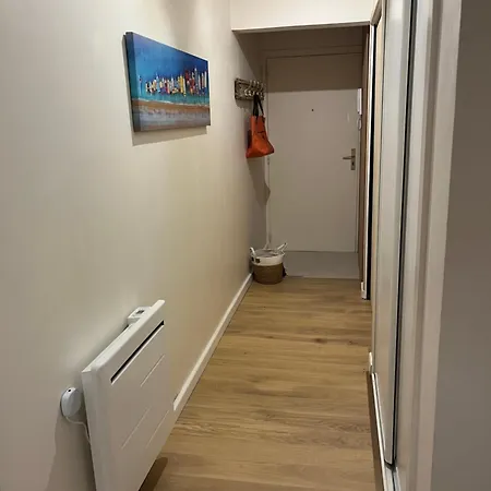 Agreable Et Terrasse A 2 Pas De La شقة